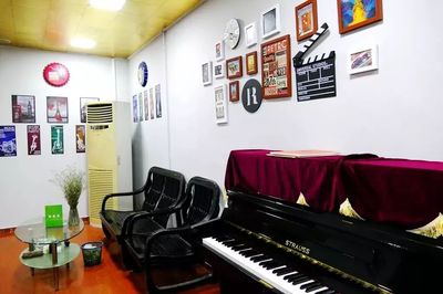 這里是韶關搖滾音樂的“夢工廠”,如今還免費送吉他!